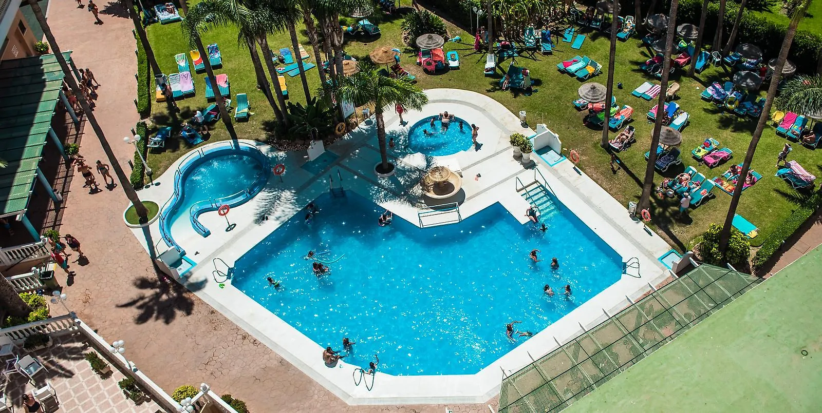 Hotel Parasol By Dorobe Torremolinos 4*,