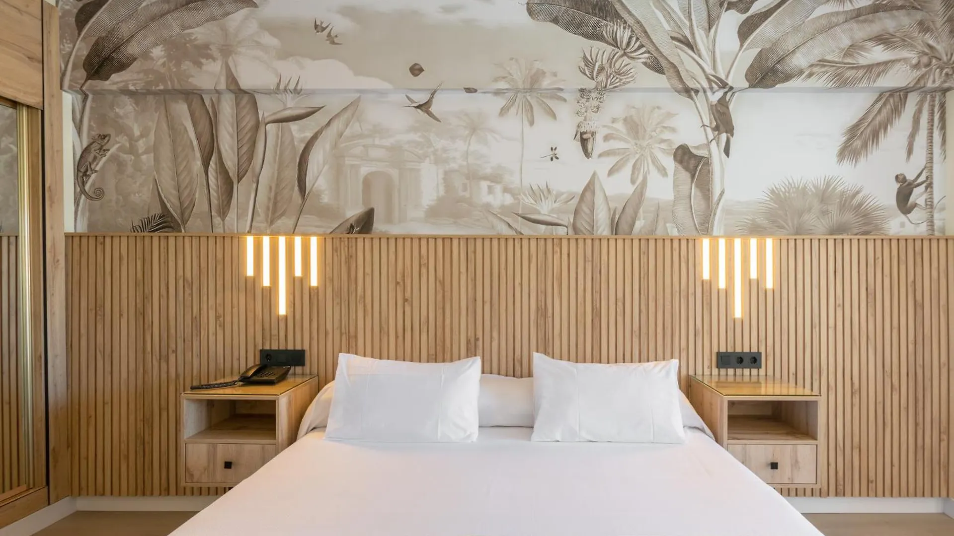 Hotel Parasol By Dorobe Torremolinos 4*,  Espagne