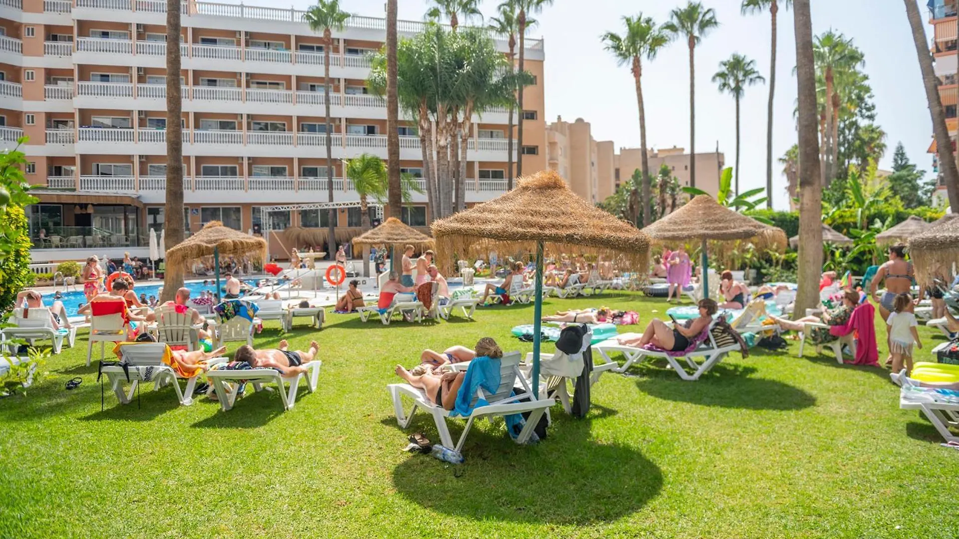 Hotel Parasol By Dorobe Torremolinos 4*,