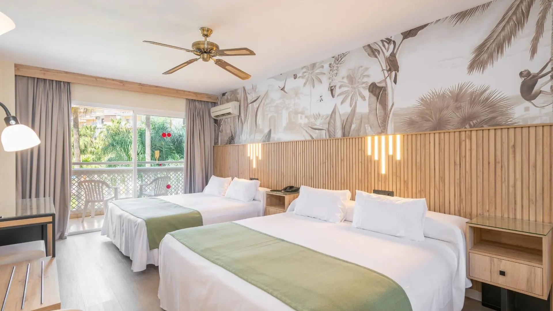 Hotel Parasol By Dorobe Torremolinos Spain