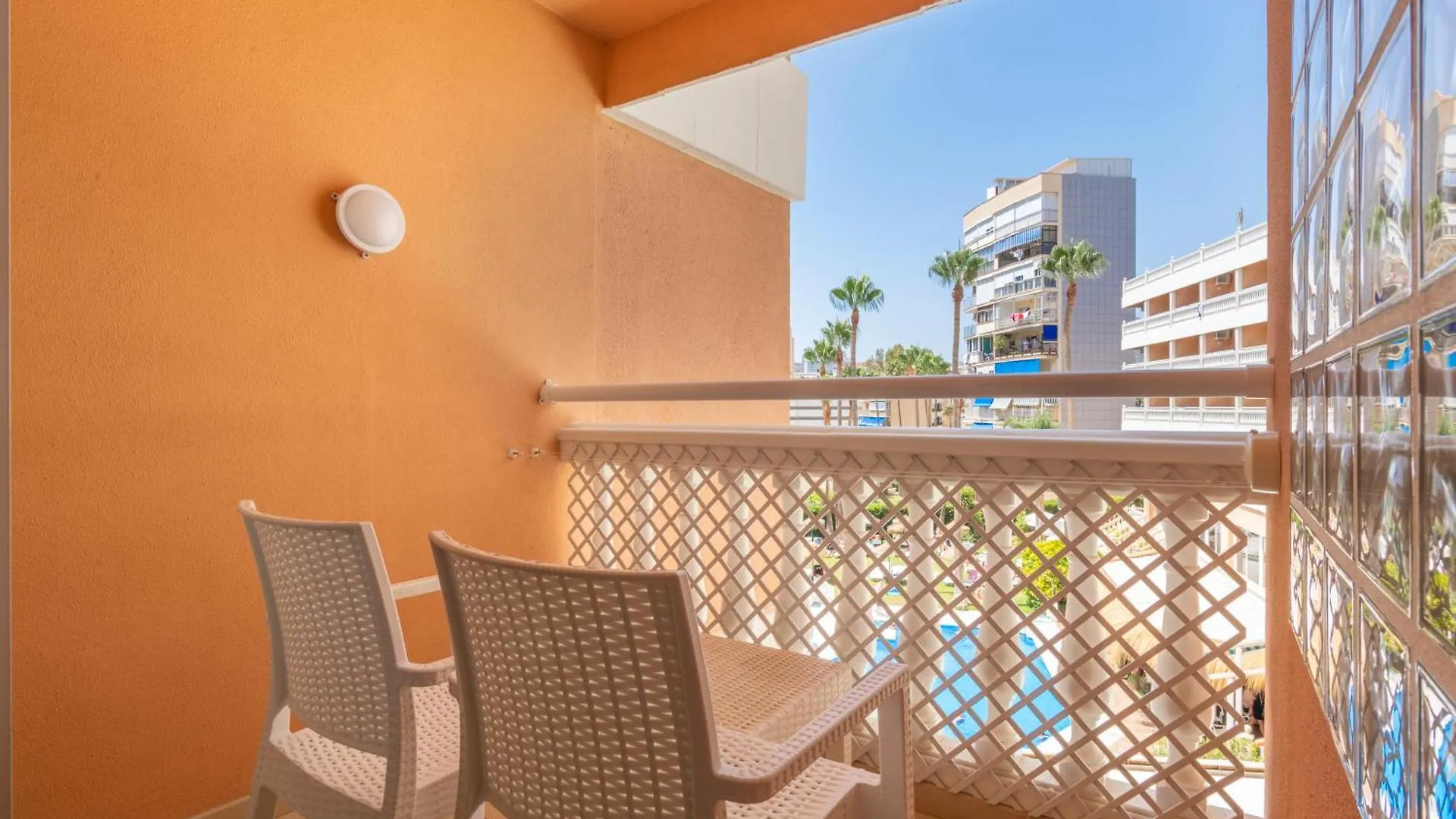 Hotel Parasol By Dorobe Torremolinos 4*,  Hiszpania